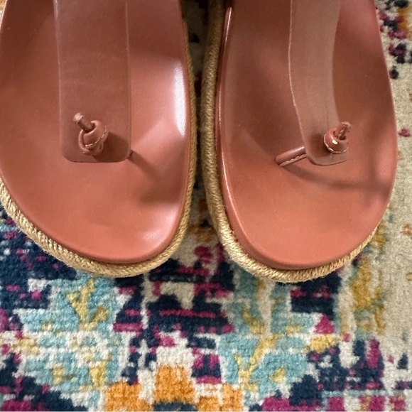 AEROSOLES Cina Faux Leather T-Strap Sandals in Clay Size 10 - Picture 4 of 9